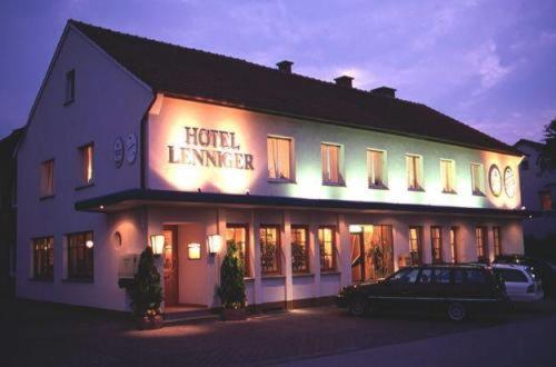 Landgasthaus Lenniger Bueren  Buitenkant foto